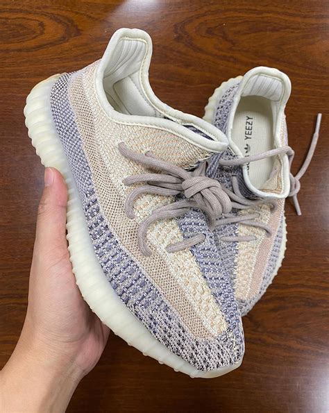 yeezy 350 women's